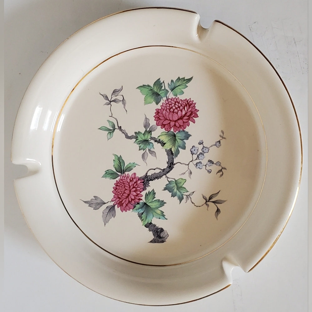 Hyalyn Ceramic America's Finest Floral 118 USA Ashtray Cork Bottom - EUC